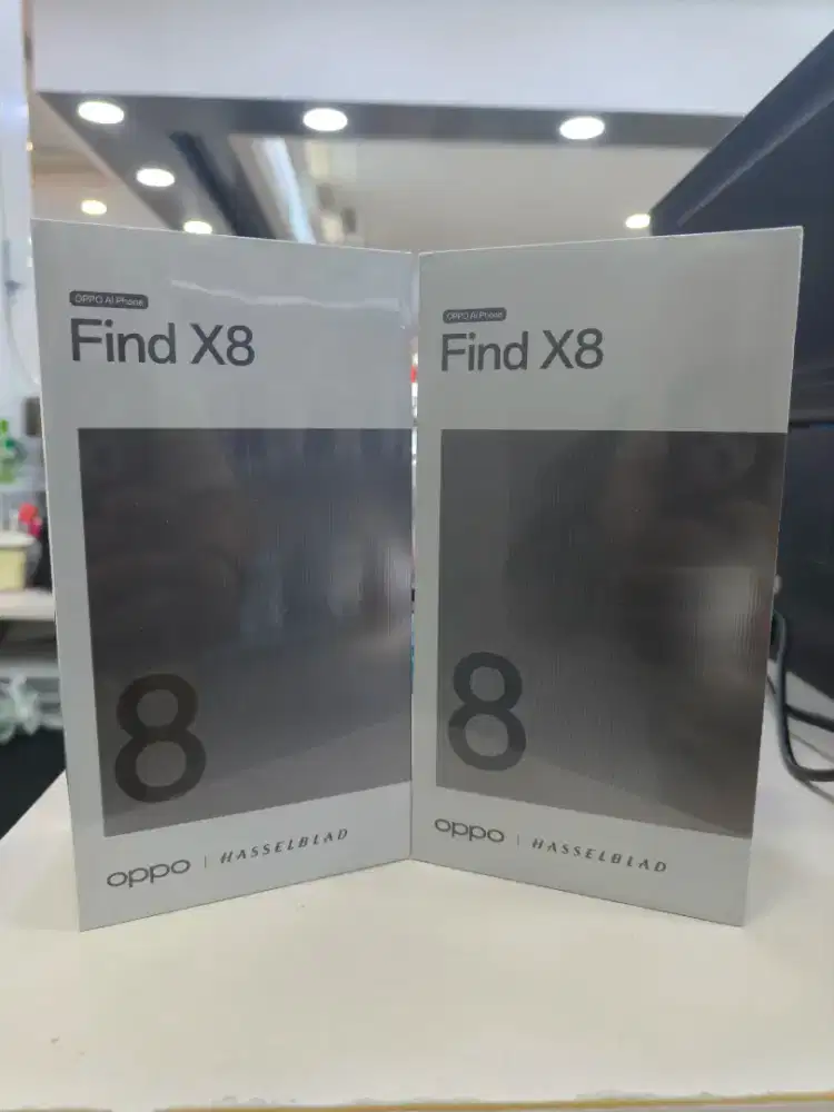 OPPO FIND X8 
RAM 12
ROM 256

SEGEL RESMI OFFICIAL STORE
BARU 

NEGOIN