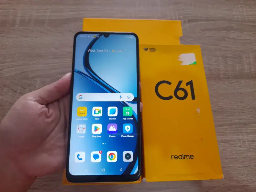 Realme C61-Finger.4G.ram 8GB/128GB.GOLDEN PONSEL