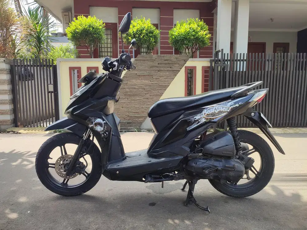 JUAL HONDA BEAT STREET TAHUN 2017
