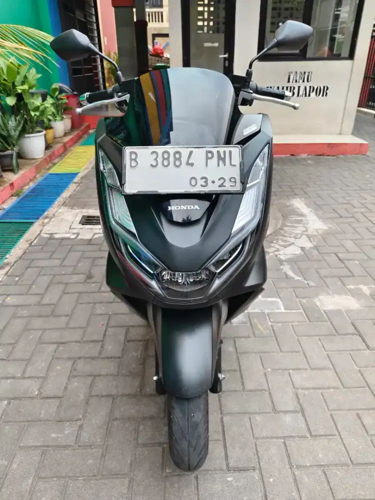 Honda PCX 160 abs tipe tertinggi tahun 2024