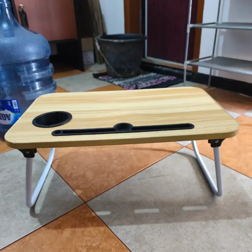 Meja Belajar Lipat