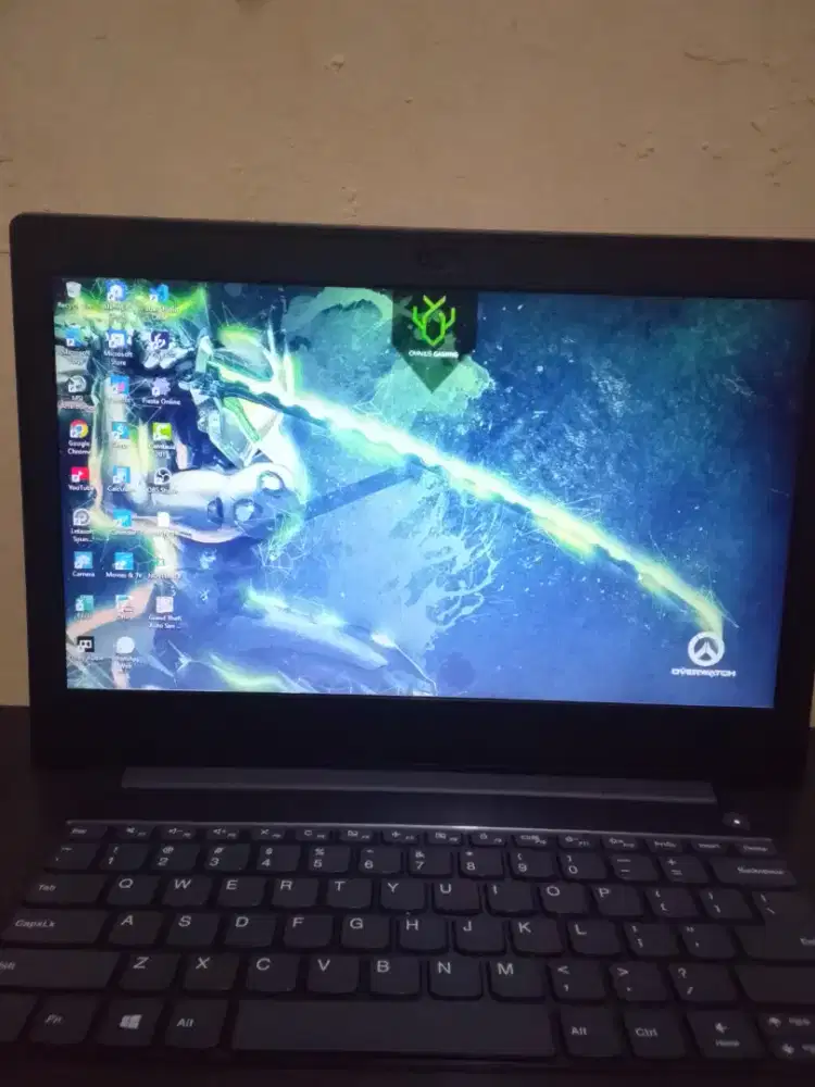 jual Laptop Lenovo V330 ryzen 3 2200U Ram8Gb SSD 256 GB