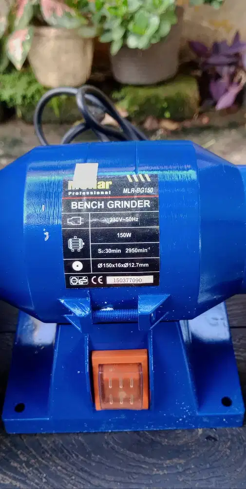 Mesin Gerinda Mollar Bench Grinder