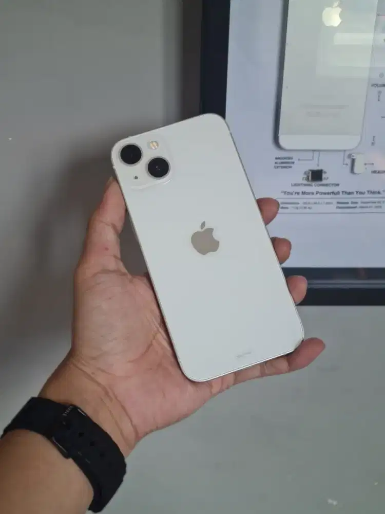 iPhone 13 128gb ibox garansi on