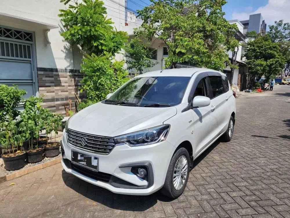 SUZUKI ERTIGA GL.2021 PUTIH MATIC