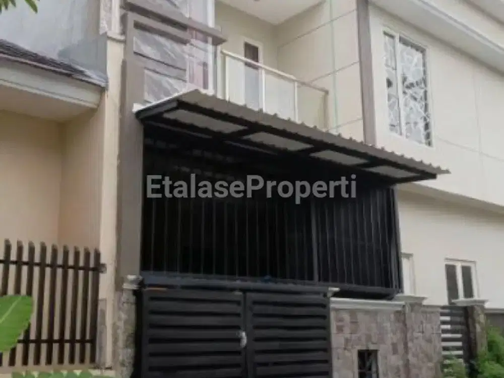 Dijual rumah taman sutorejo timur