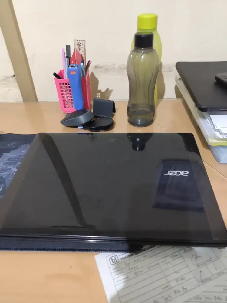 Laptop acer tipe Acer E5-411 series