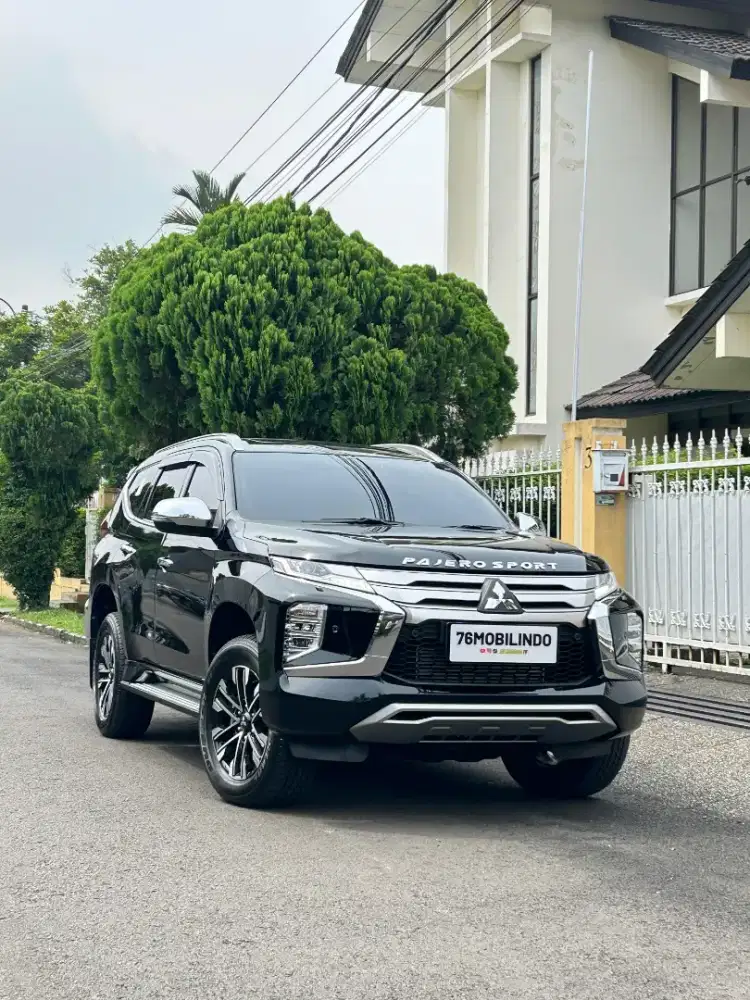 Mitsubishi Pajero sport Dakkar 4x2 AT diesel 2023 Putih istimewa