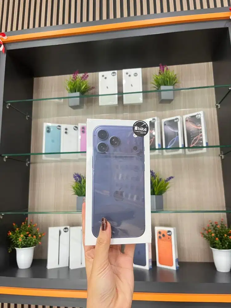 Iphone 17 pm 256 deep blue