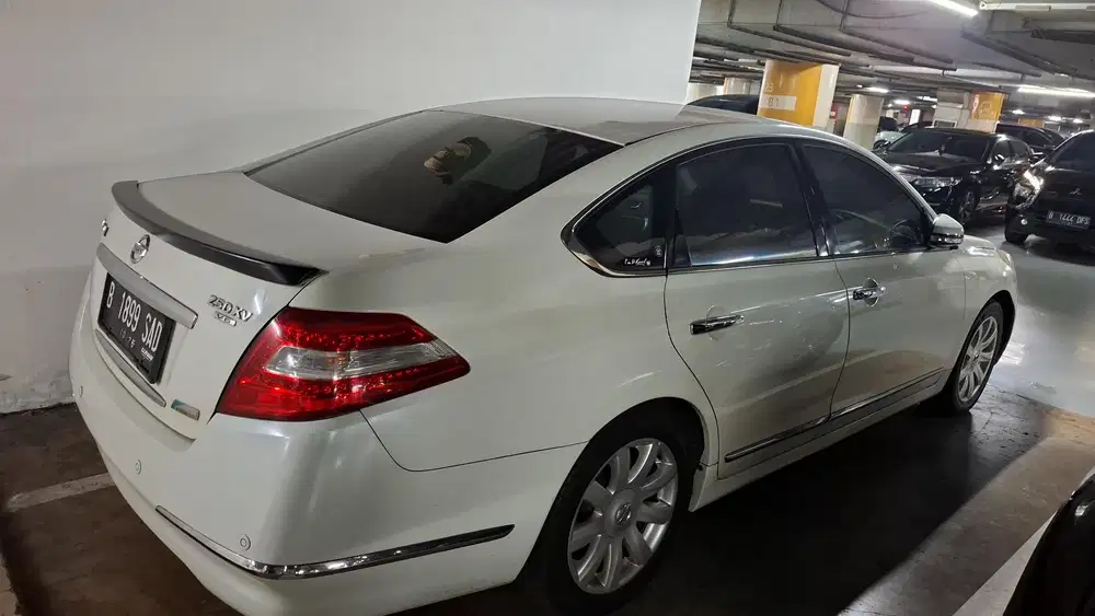 Nissan Teana 2011 Bensin