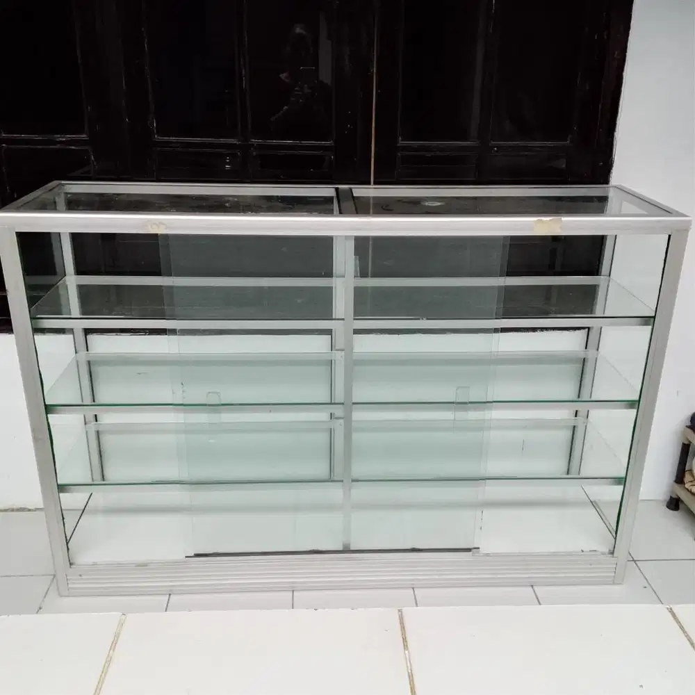 Dijual Etalase bekas