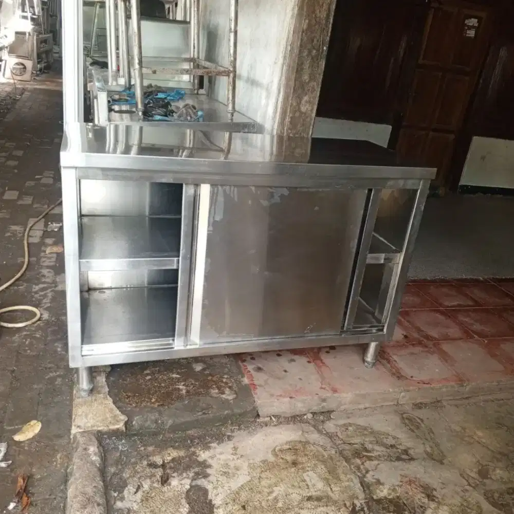 Cabinet table stainles