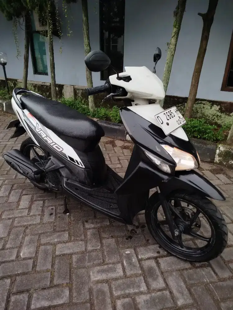 Honda Vario tahun 2010 full ori mesin adem pajak isi panjang