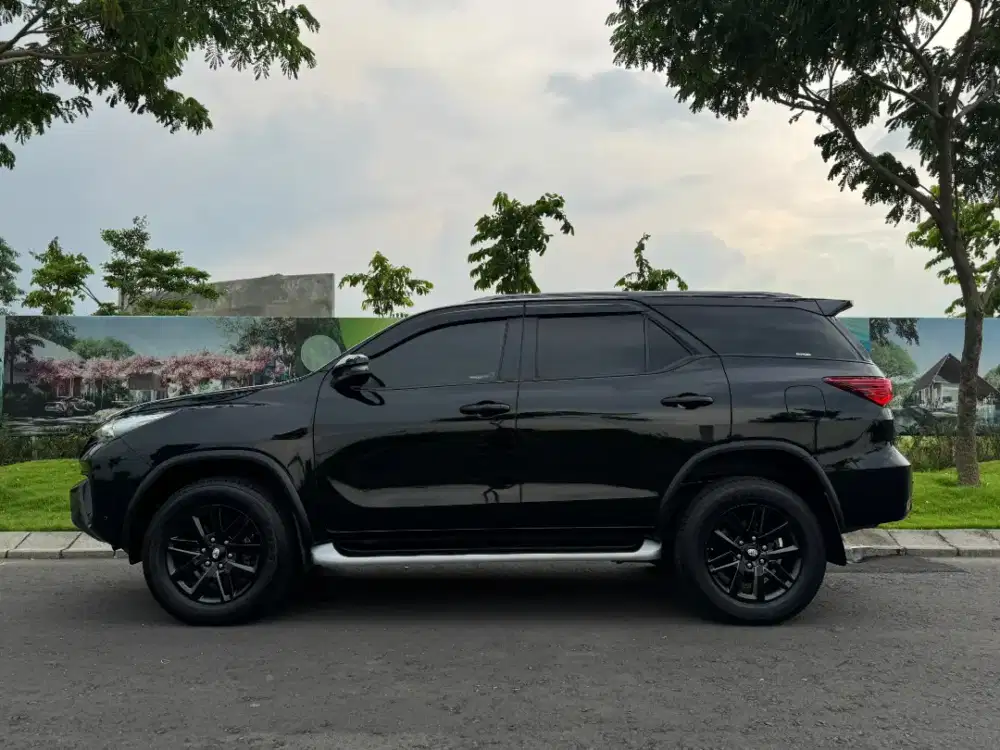 Toyota fortuner VRZ 2020