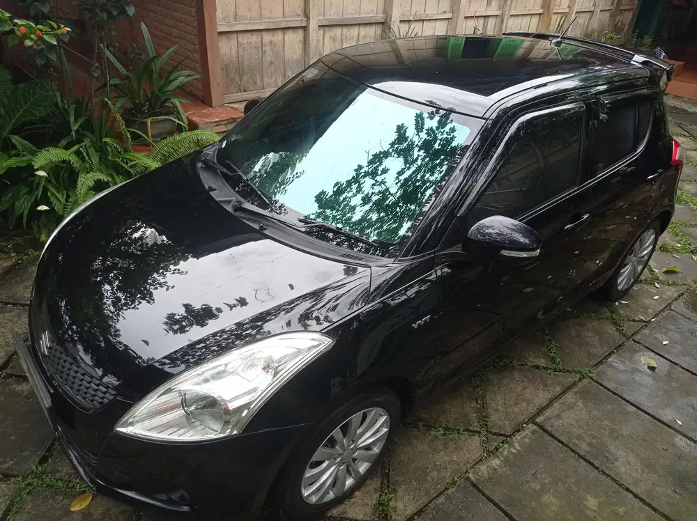 Suzuki Swift 2012 Bensin