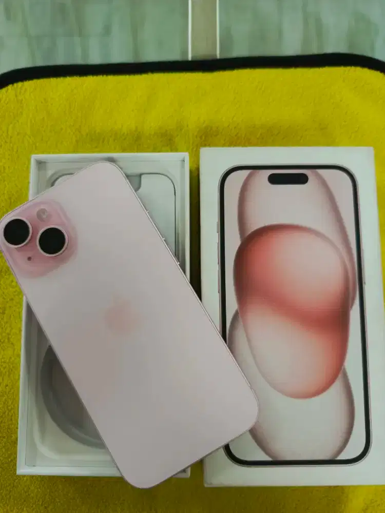 iPhone 15 pink 128gb Ex:iBox mulus dan garansi masih ada dan BH 100%