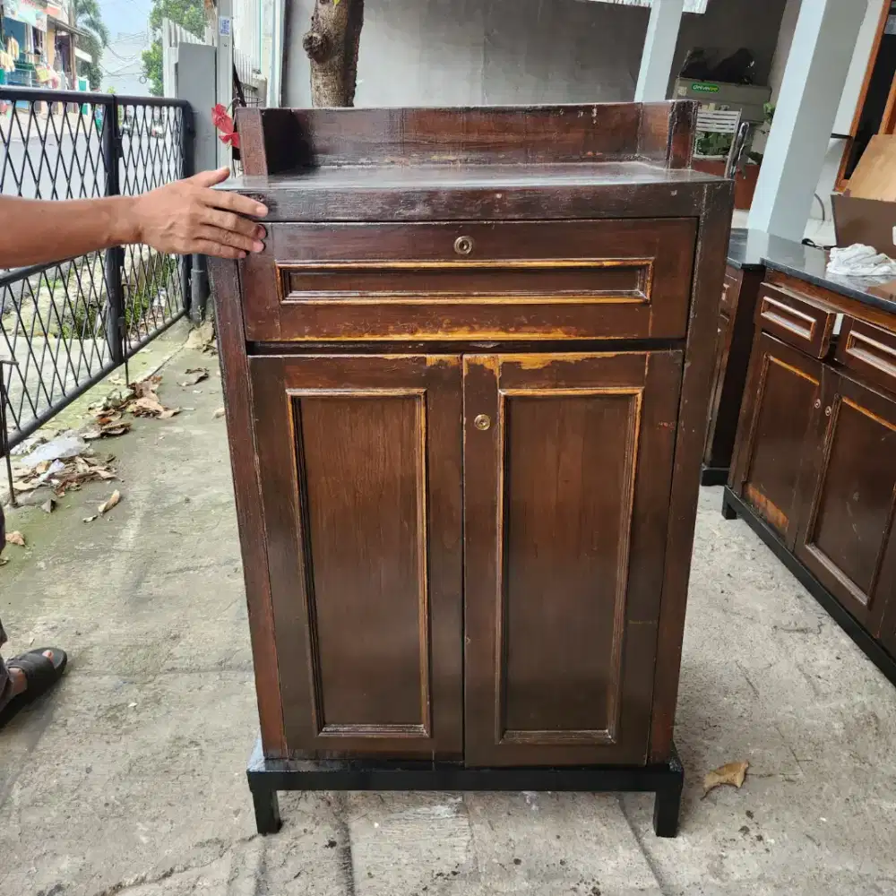 Buffet 70cm/Cradensa/Konsol/Kabinet B9