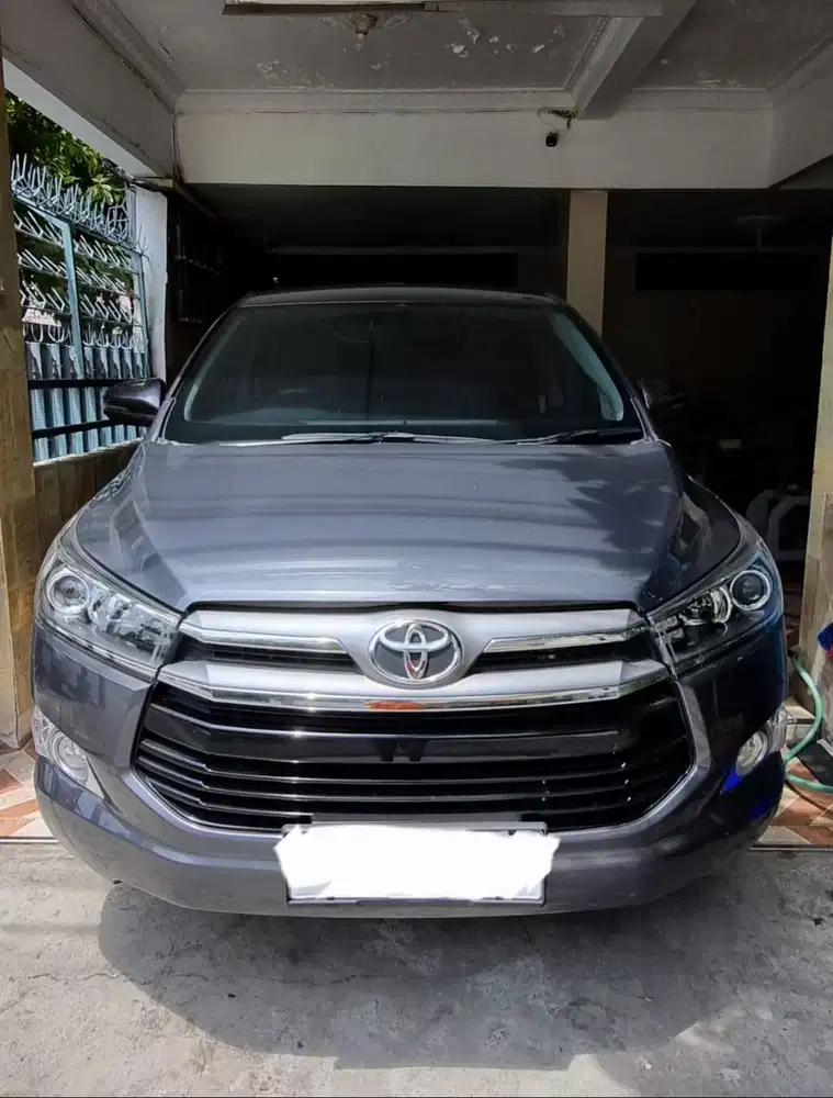 KIJANG INNOVA V 2020 BENSIN MATIC ABU-ABU TANGAN PERTAMA
