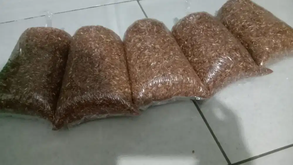 Beras merah asli tabanan -bali