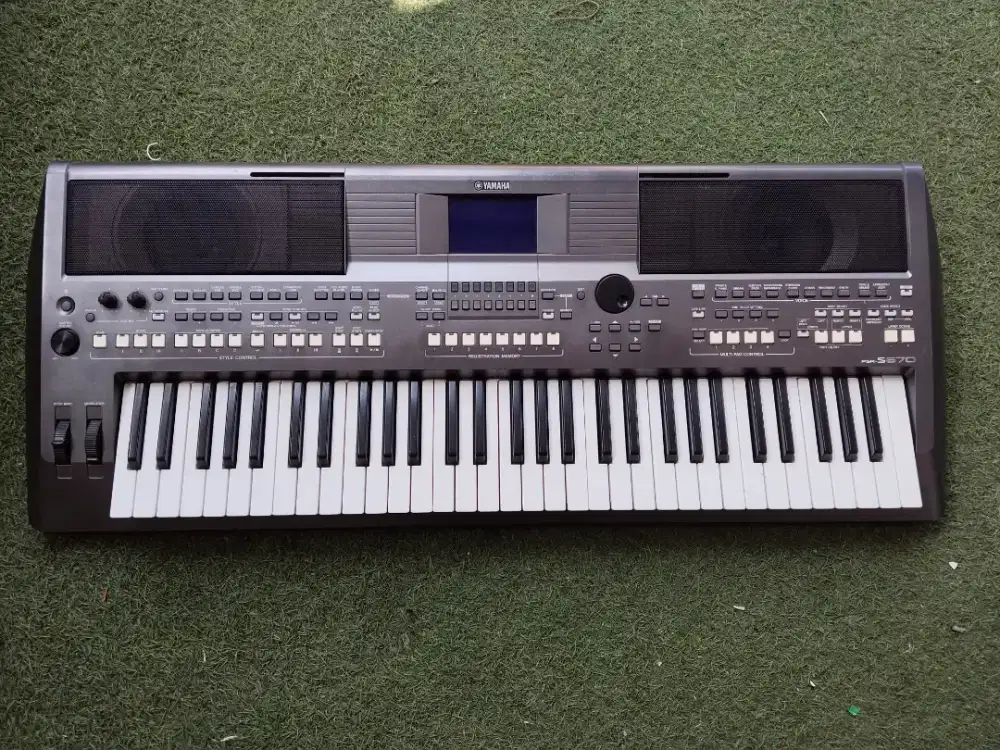 Keyboard Yamaha PSR-S670