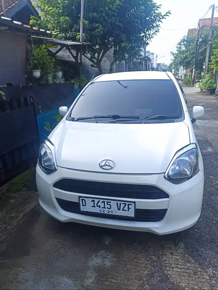 Mobil alya 2014 lengkap mulus BU