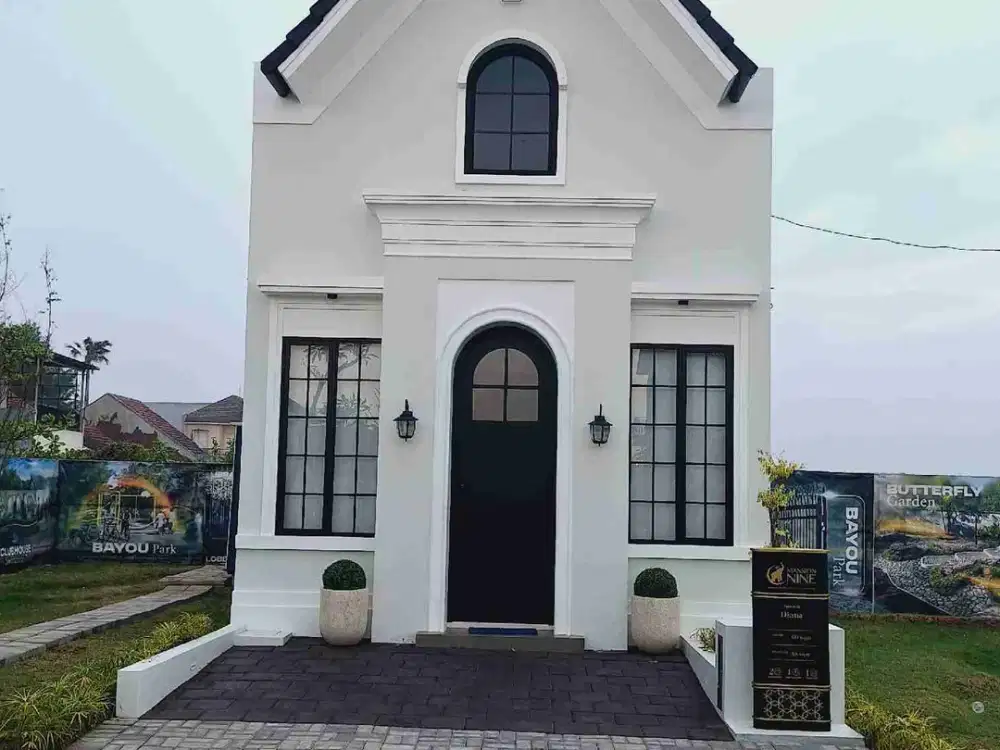 Rumah mewah di Sby barat