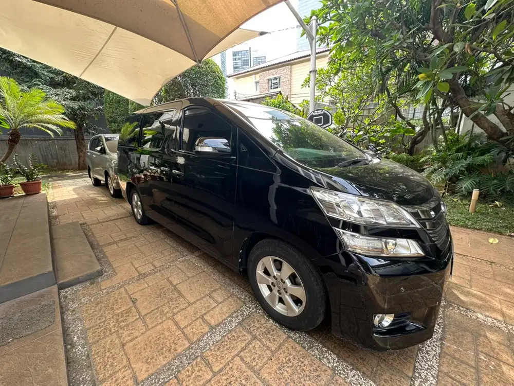 Toyota Vellfire 2014 Bensin