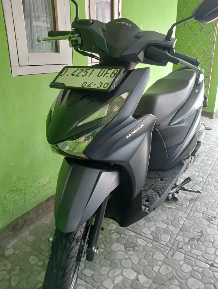 BEAT DELUXE KEYLESS 2025 Full Orisinil SANGAT ISTIMEWA Km 8rb KOMPLIT