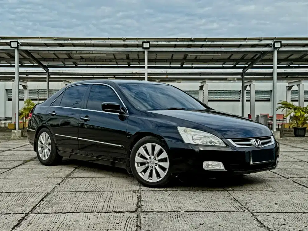 Honda Accord VTI-L Manual 2004