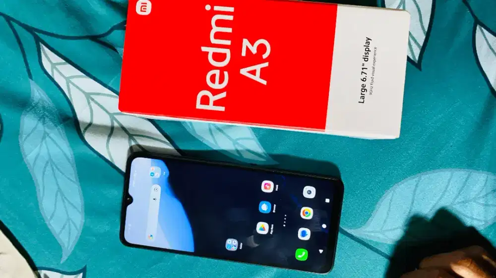 Jual cepat hp Redmi A3 . Full set .
Ram 4 + 4 GB / 128 gb