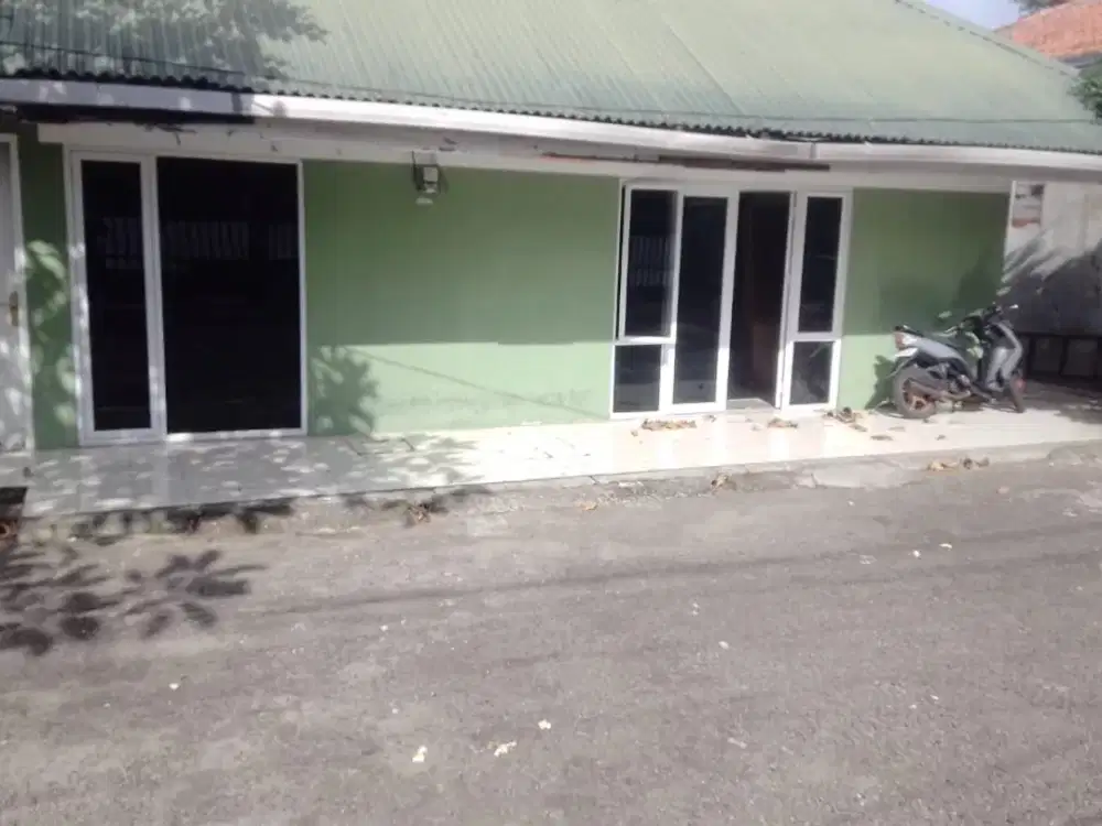 SEWA RUMAH UNTUK KANTOR