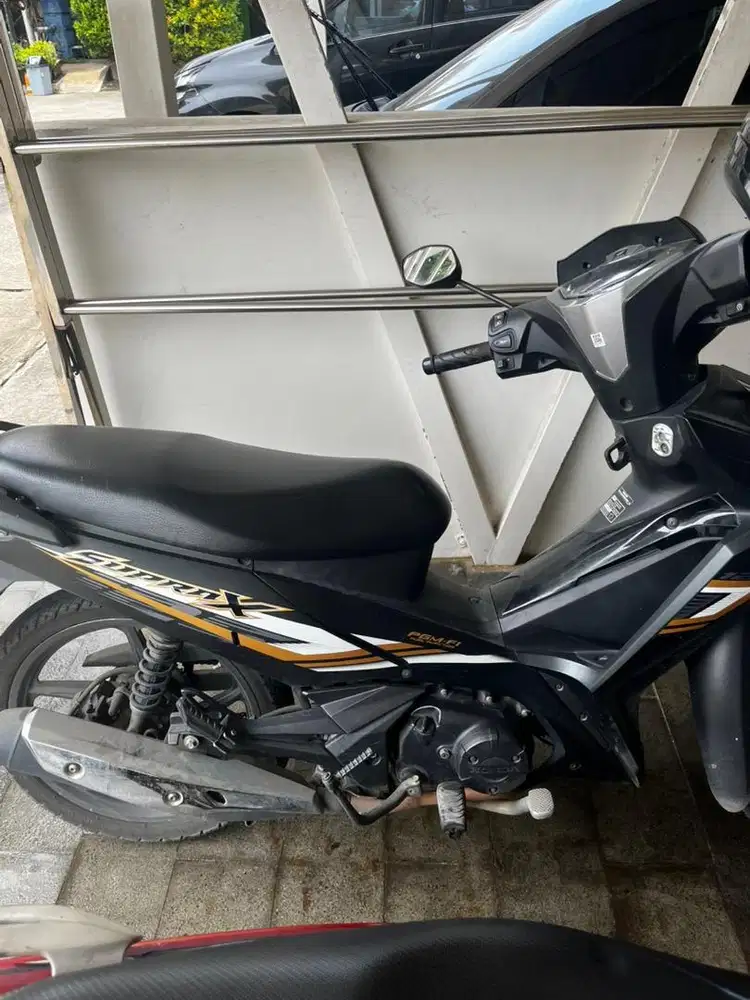 Supra X 125 FI second