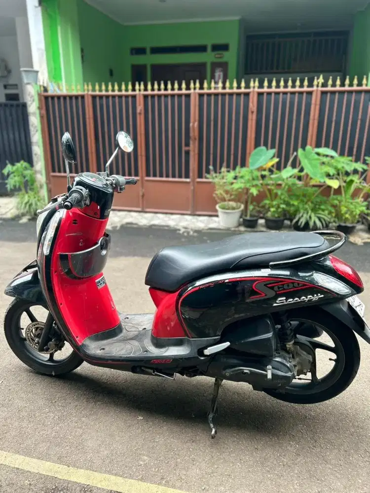Honda Scoopy 2013