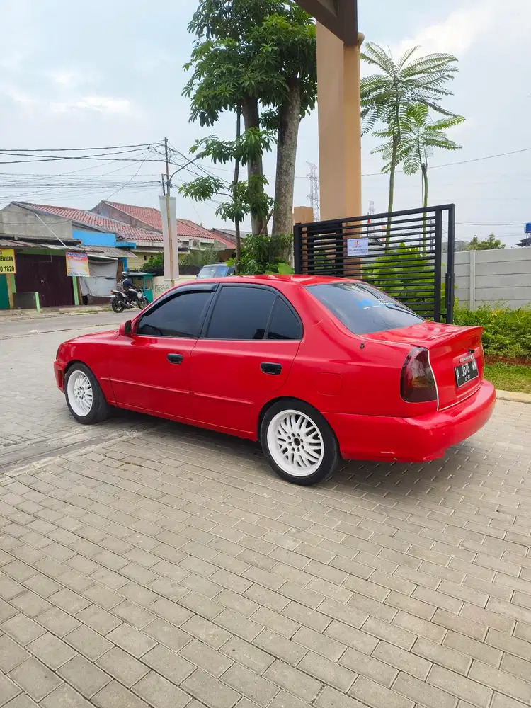Hyundai Accent Verna 2001 Bensin