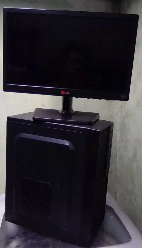 Jual PC Bekas + Monitor, Surabaya Timur