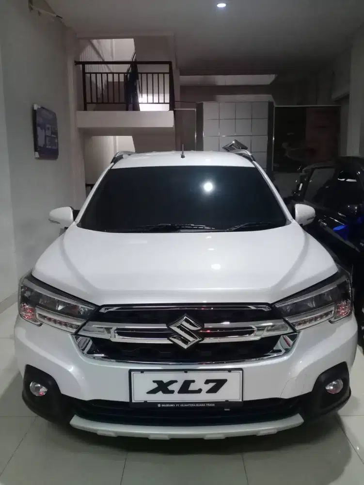 [Mobil Baru] SUZUKI XL7