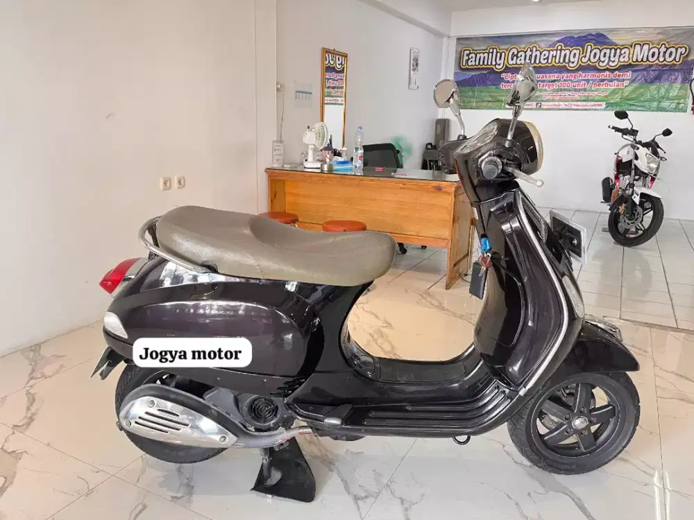 [03] VESPA 125 LX KARBU 2012 Pajak Hidup