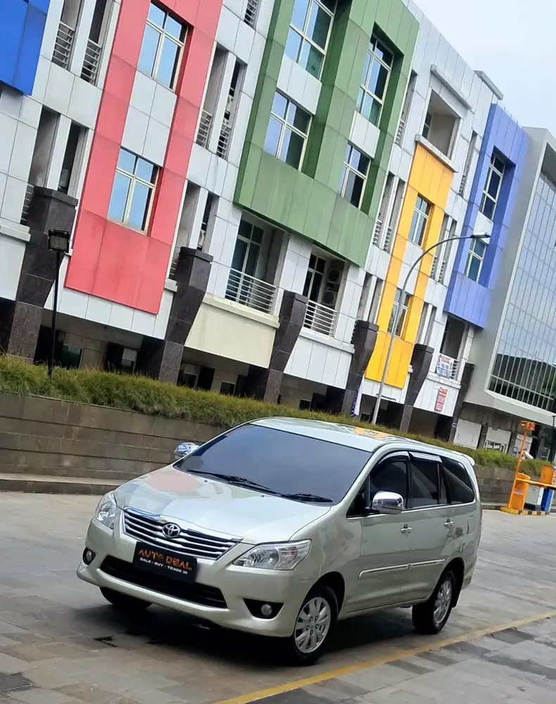 (Tdp 1jt pjk 11/26) Toyota Innova 2.0 G AT 2012 SUPER MULUS