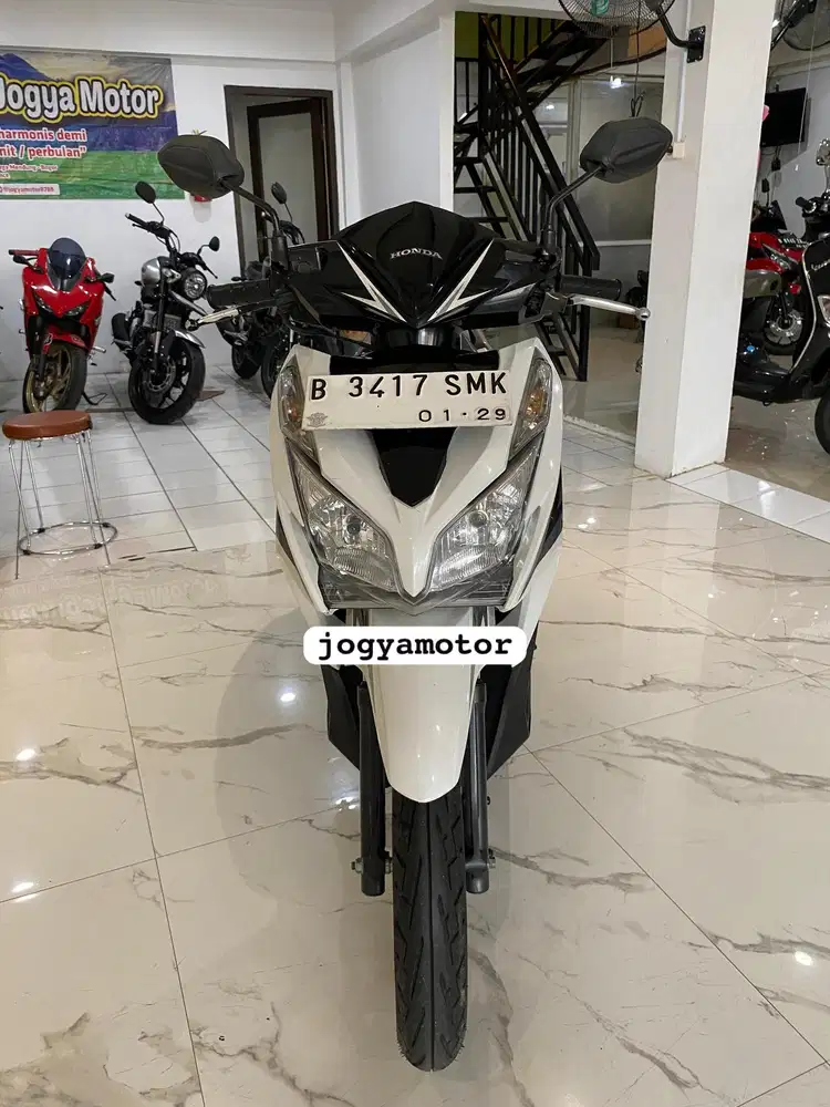 (D) honda vario 125 kzr th 2014 nego alus