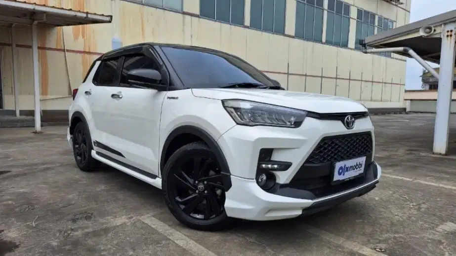TERMURAH Toyota Raize 1.0 T GR SPORT One Tone Bensin-AT 2021 DFC B