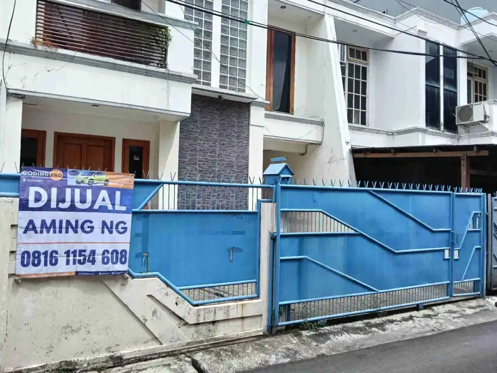 Rumah minimalis 2,5 lantai dijual Jatipulo Palmerah Jakarta Barat