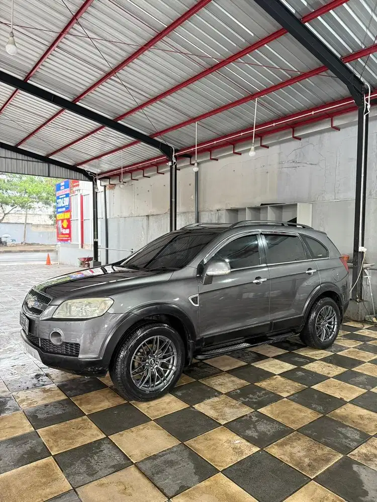 Dijual mobil captiva NFL diesel 2008