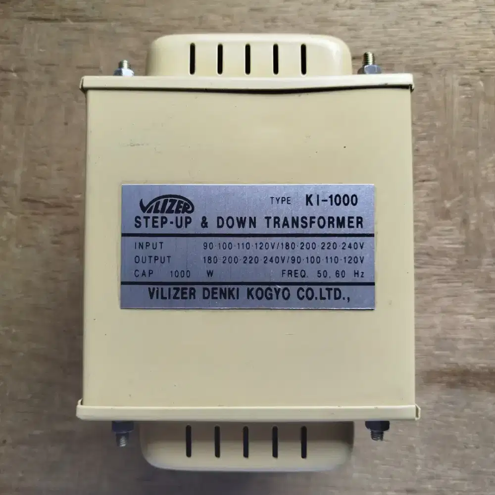 VILISER KI-1000 Step Up & Down ( 110v --&gt; 220 v) 1000 Watt