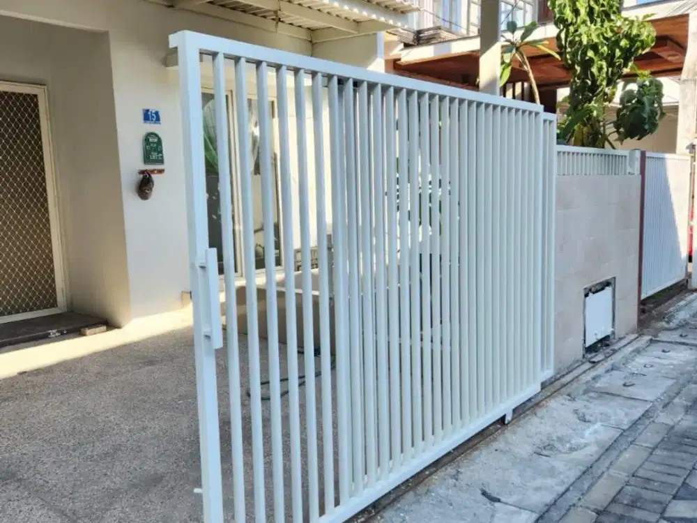 Rumah Rungkut Asri Tengah BARU RENOV