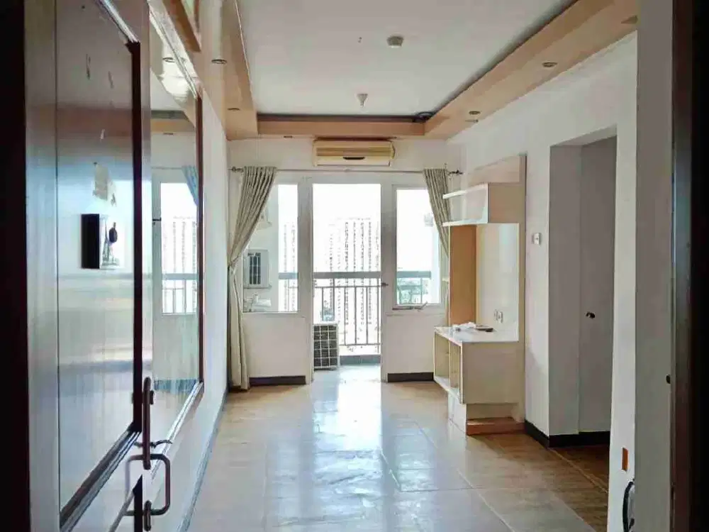 Apartemen 3 BR rapih dan terawat semi furnished dijual Grand Palace tower Agusto lantai Tinggi Kemayoran Jakarta Pusat