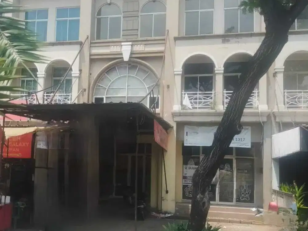 Ruko Gandeng lebar 9m di Boulevard Raya Grand Galaxy Bekasi