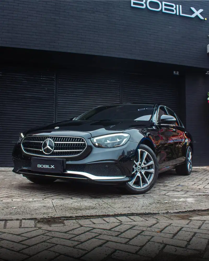 2023 Mercedes-Benz E200 Facelift Obsidian Black