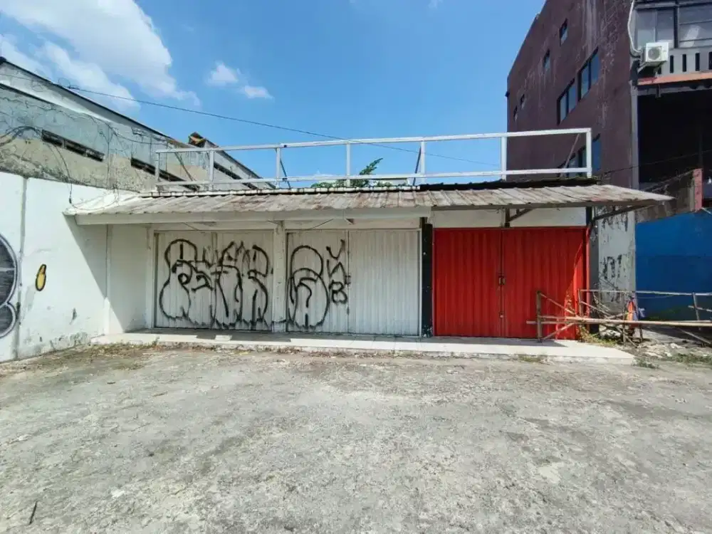 Kios & Cafe disewakan di Raya Pekayon Bekasi