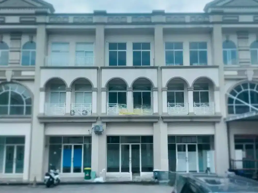 Di Sewakan Ruko 3 lantai di Rose Garden Grand Galaxy City :