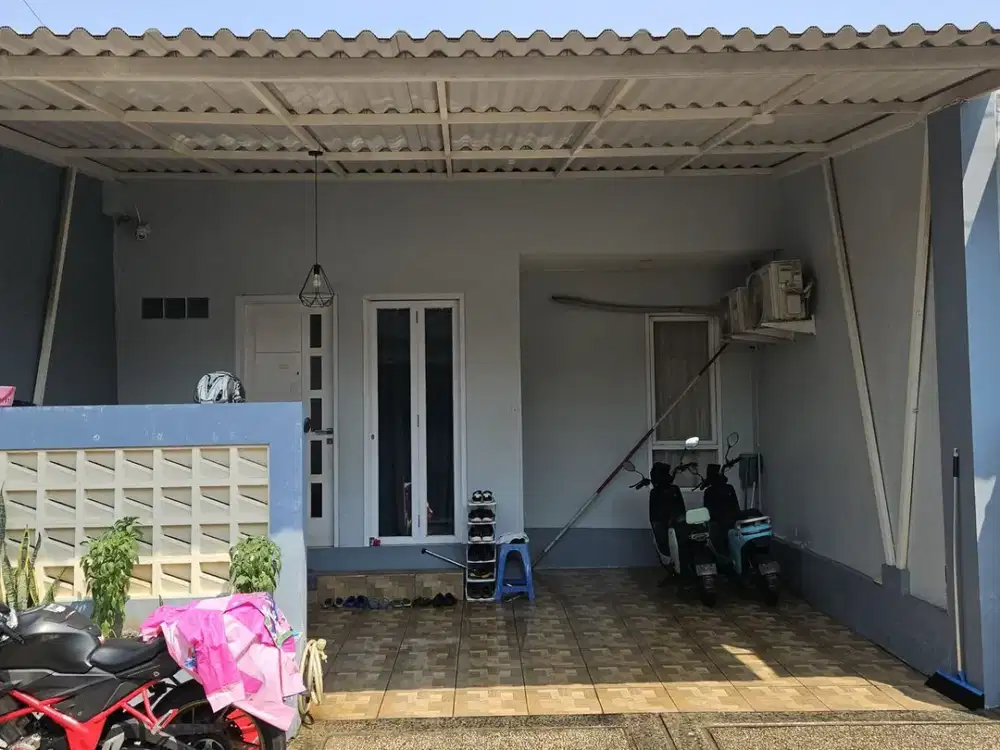 Rumah Strategis 15 Menit ke RS. Taman Harapan Baru Siap Huni J-39137